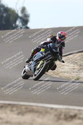 media/Nov-02-2025-Lets Ride (Sun) [[f7a3caa734]]/C Group/1240pm (Turn 2 Outside)/